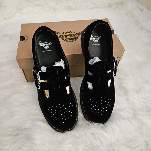Dr. MARTENS WOMENS SHOES BLACK VELVET SIZE 11 - Picture 2 of 16